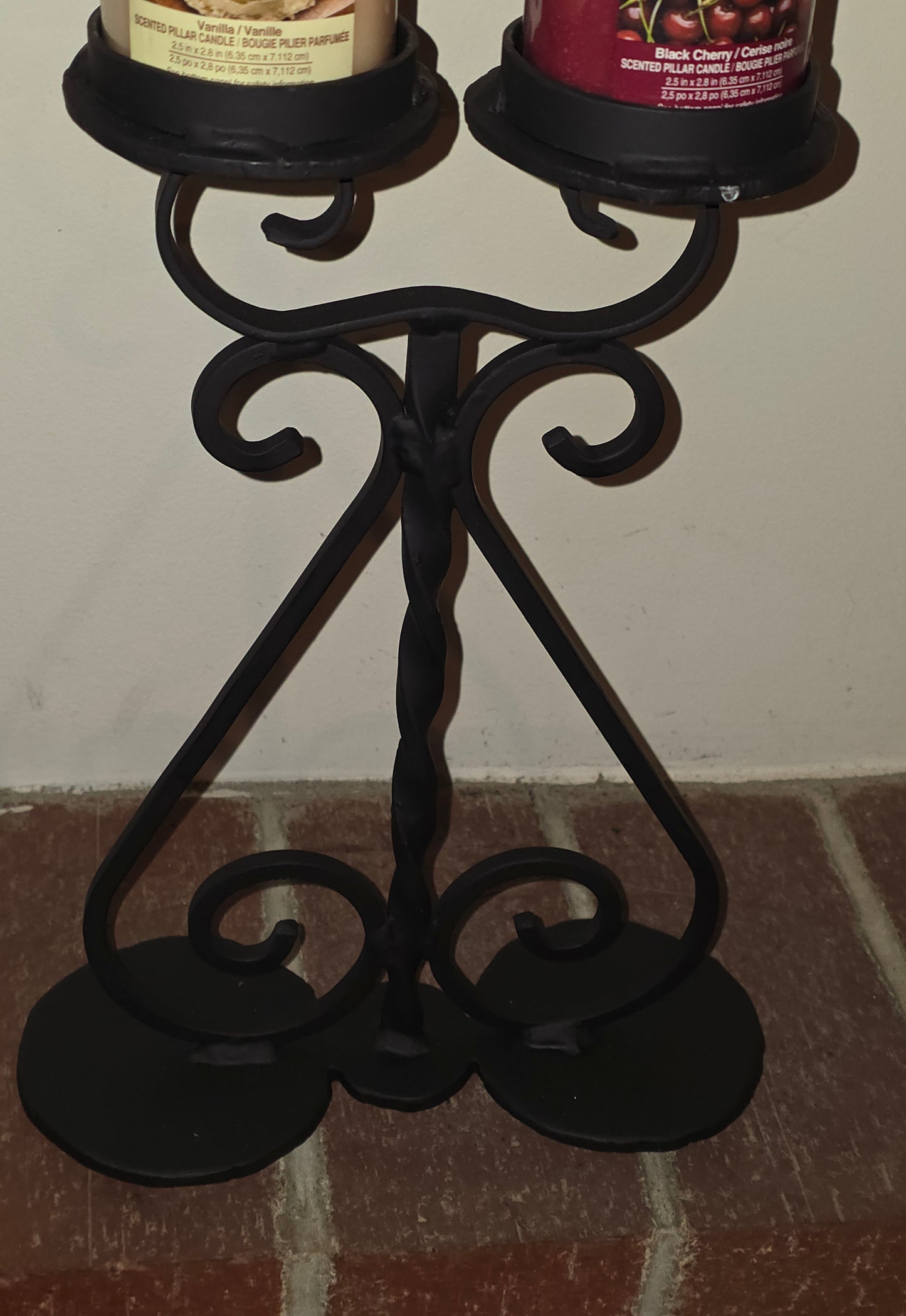 Double 3" Candle Holder - 2 "S" Scrolls with Twist